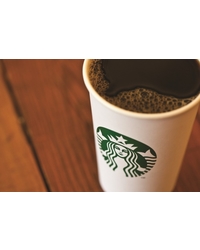 Starbucks sprząta z okazji Dnia Ziemi